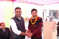 नव चयनित श्री विनोद श्योराण आर.ए.एस.अधिकारी का स्वागत करते हुए श्री सुभाष करण नैण छात्रावास अधीक्षक ग्रामीण किसान छात्रावास रतनगढ़