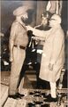 1971 के युद्ध के पश्चात ब्रिगेडियर संत सिंह को महावीर चक्र (बार) से सम्मानित करते हुए राष्ट्रपति वरहागिरी वेंकटा गिरी