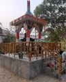 विद्यालय प्रांगण में निर्मित गनर सरदार सिंह स्मारक